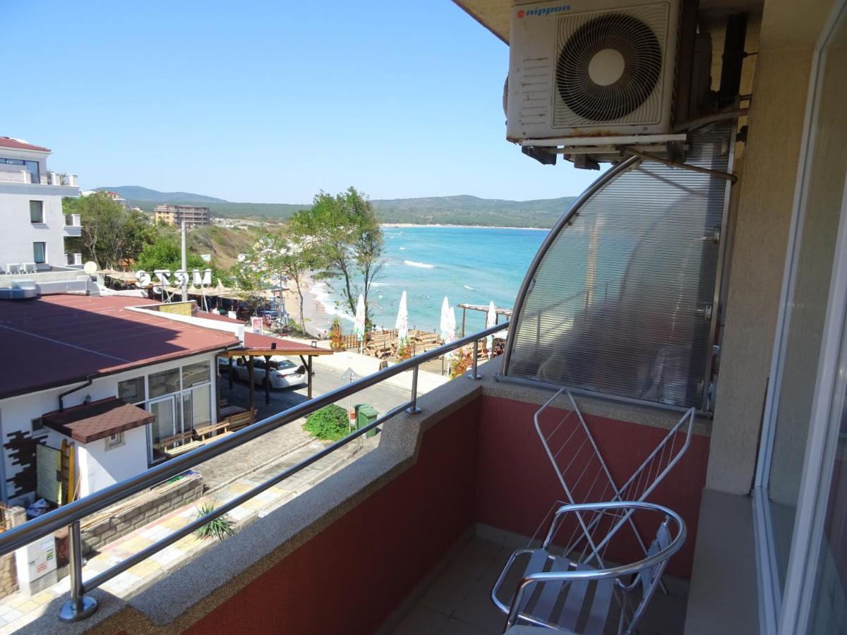 Dobrevi Guest House Primorsko Dış mekan fotoğraf