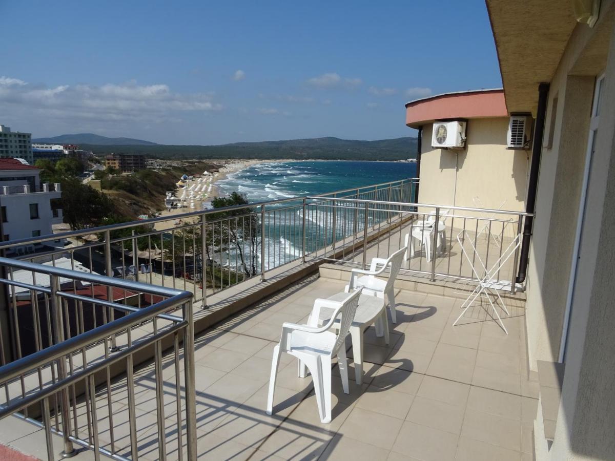 Dobrevi Guest House Primorsko Dış mekan fotoğraf