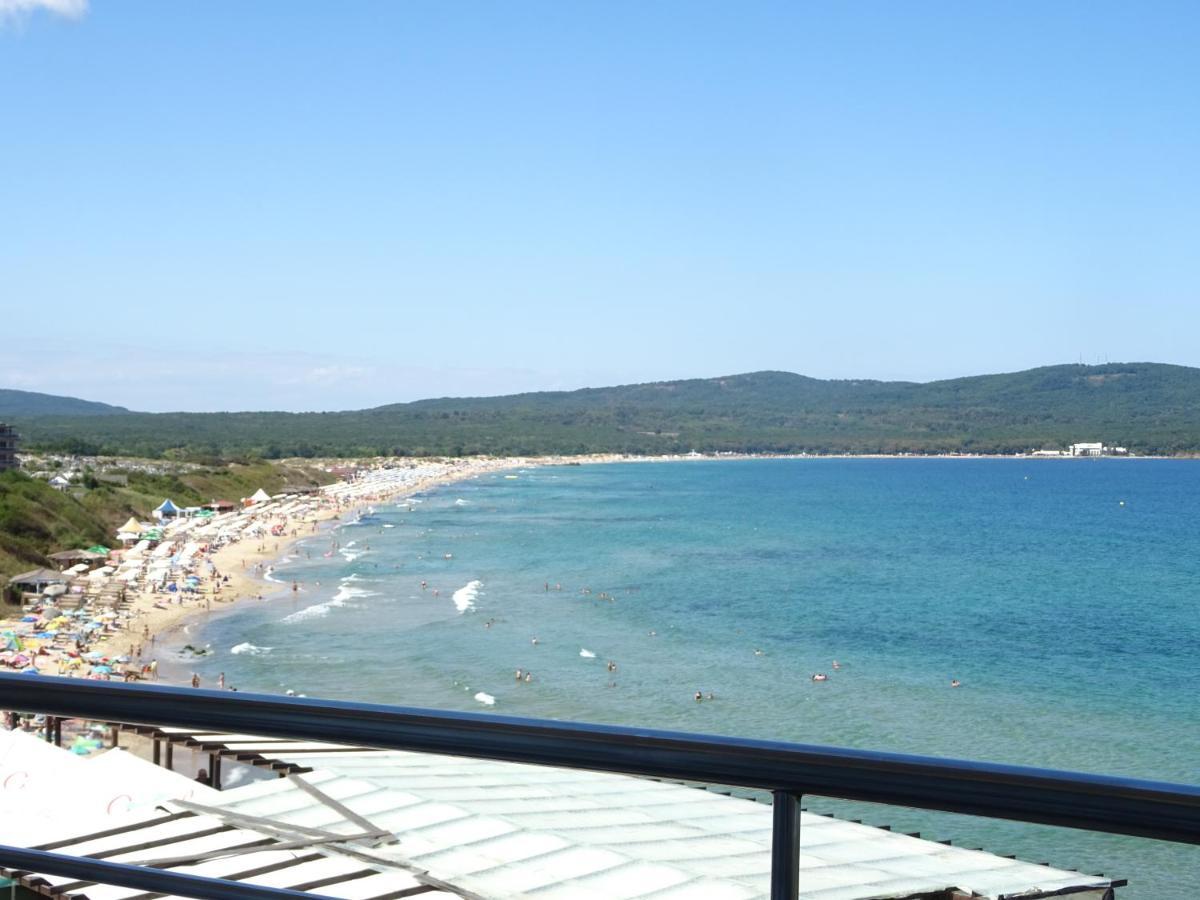 Dobrevi Guest House Primorsko Dış mekan fotoğraf