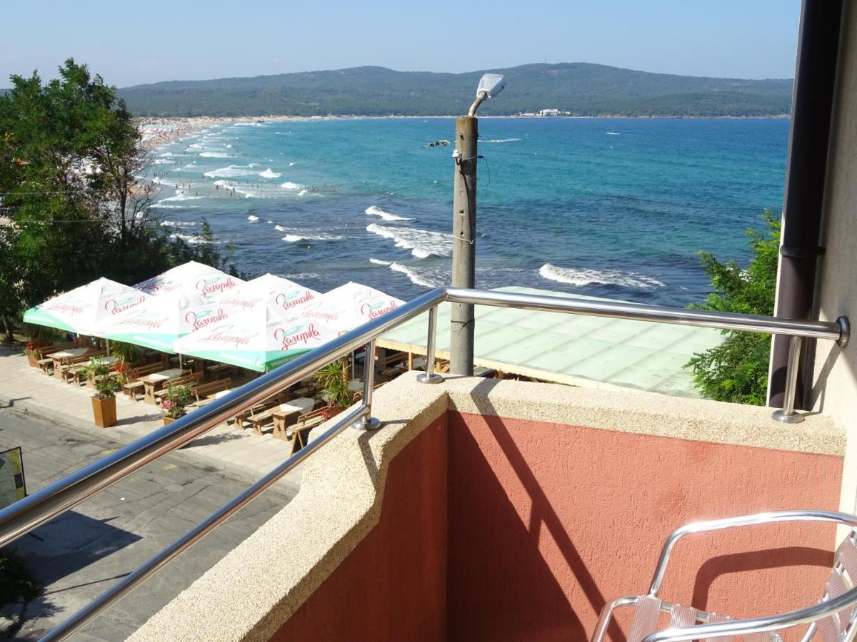Dobrevi Guest House Primorsko Dış mekan fotoğraf
