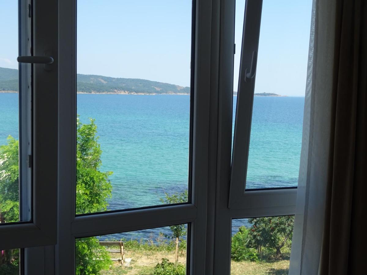 Dobrevi Guest House Primorsko Dış mekan fotoğraf